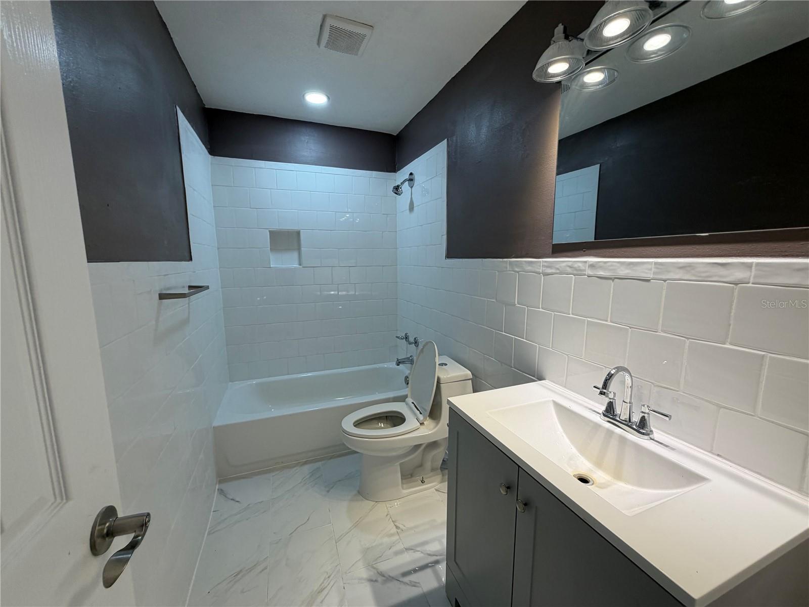 WEBSTER & OMOHUNDRO SUB - Residential