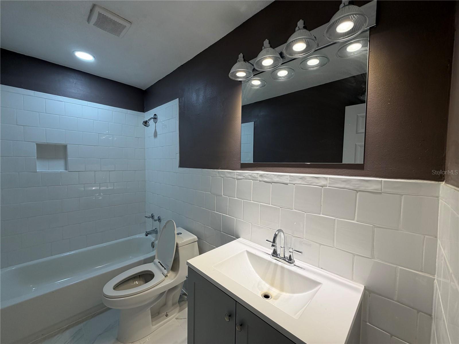 WEBSTER & OMOHUNDRO SUB - Residential