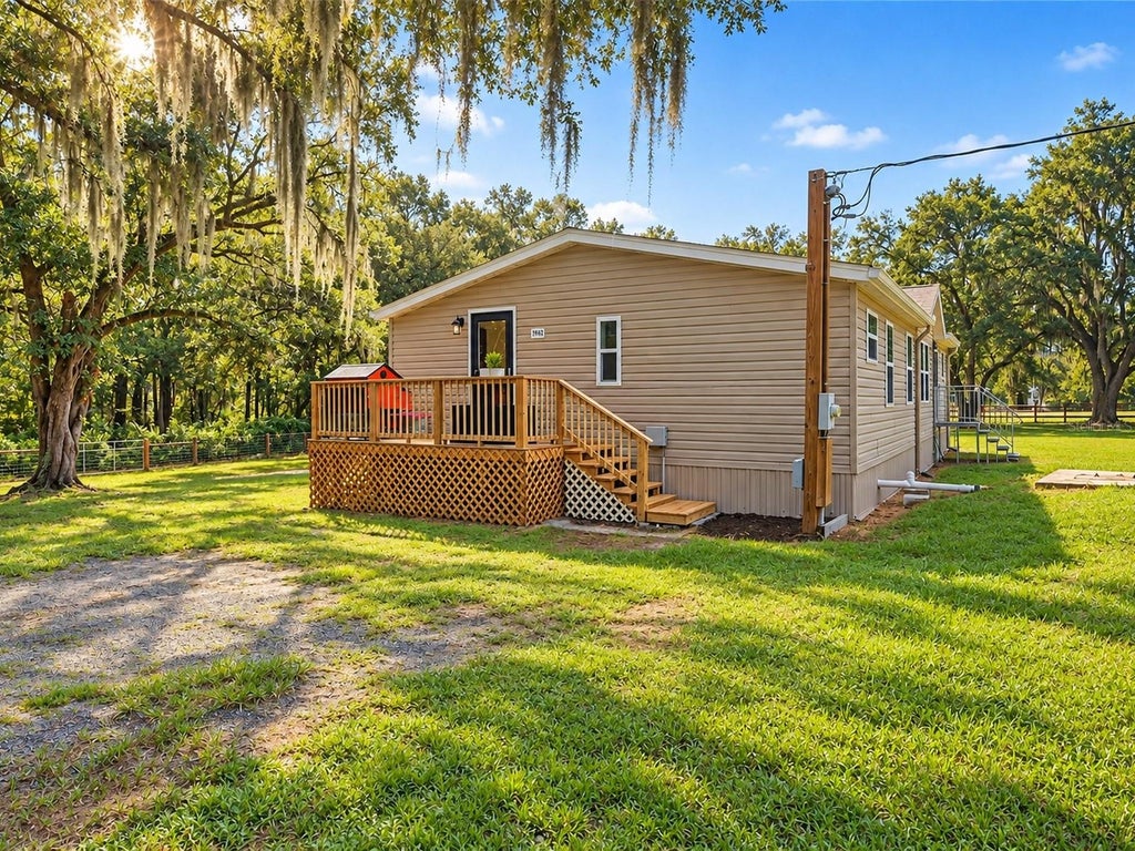 Photo of 3935 Ewell Road, Lakeland, FL 33811 (MLS # TB8533183)