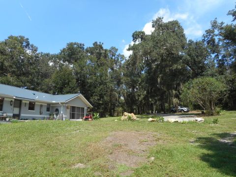 A home in DUNNELLON