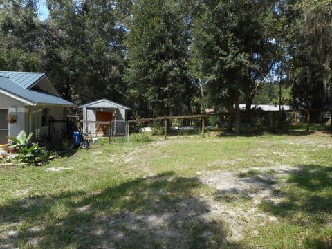 A home in DUNNELLON