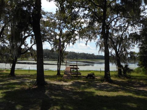 A home in DUNNELLON