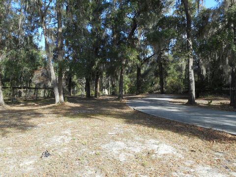 A home in DUNNELLON