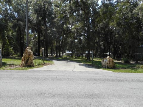 A home in DUNNELLON