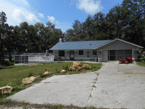 A home in DUNNELLON