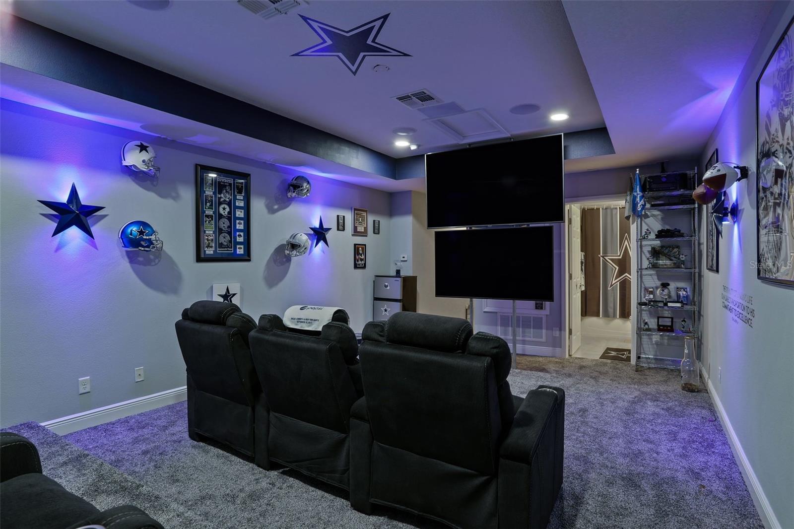 K-BAR RANCH - Residential