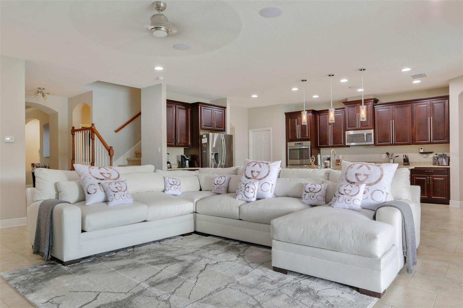 K-BAR RANCH - Residential