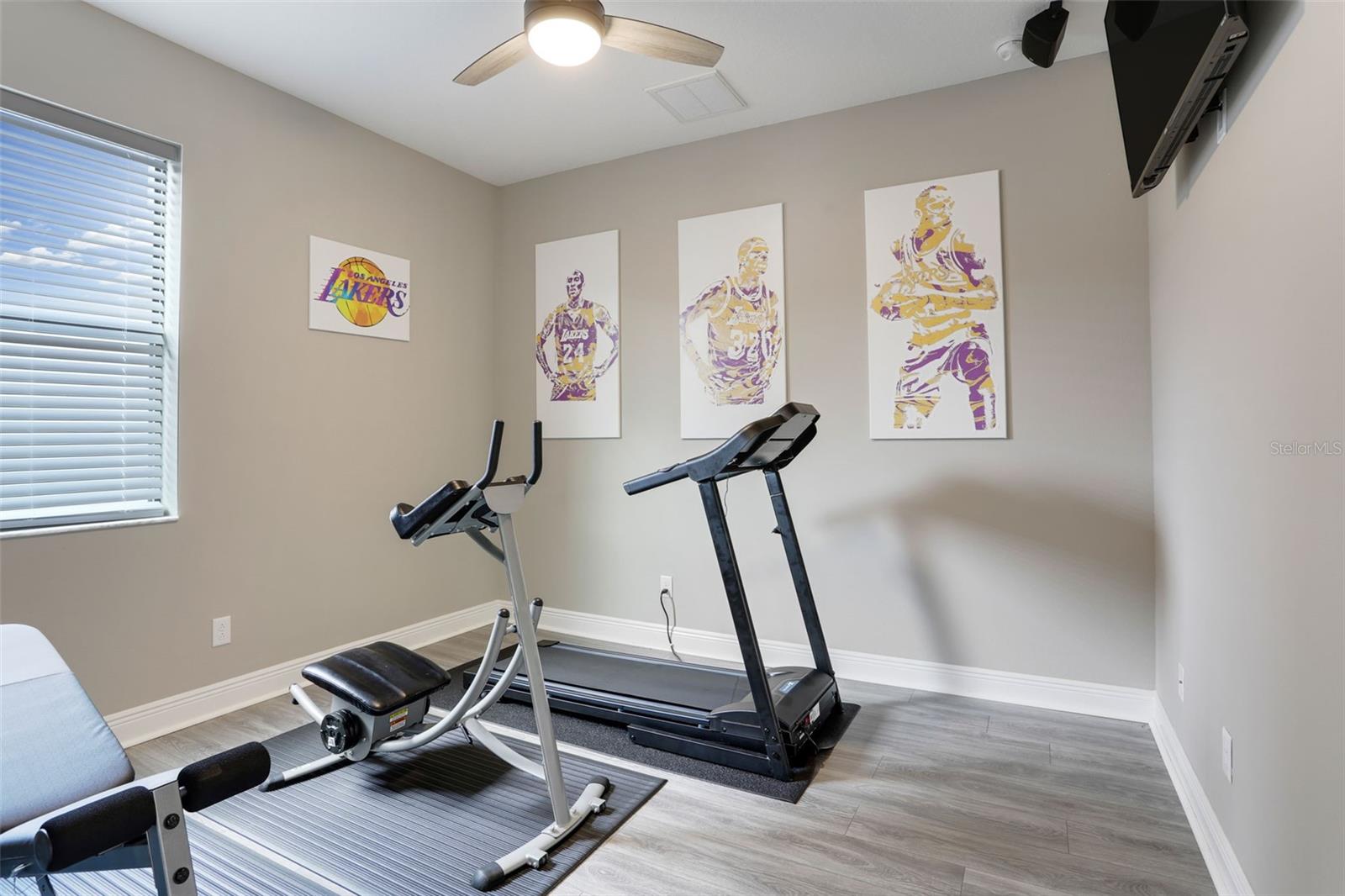 K-BAR RANCH - Residential