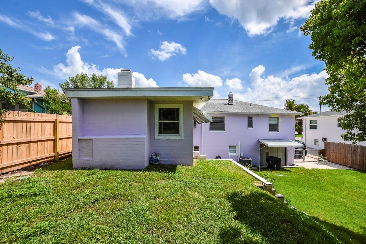 Pato Manor - Residential