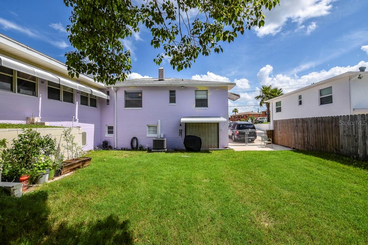 Pato Manor - Residential