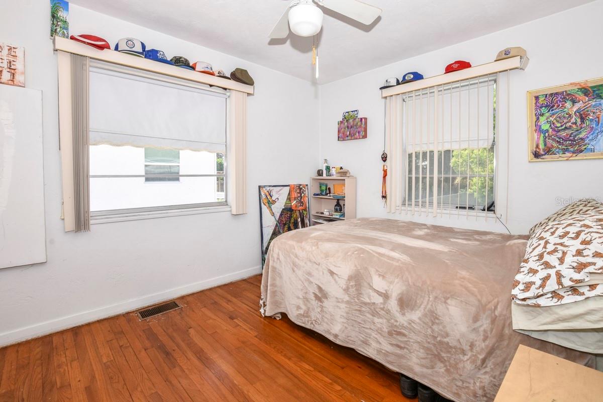 Pato Manor - Residential