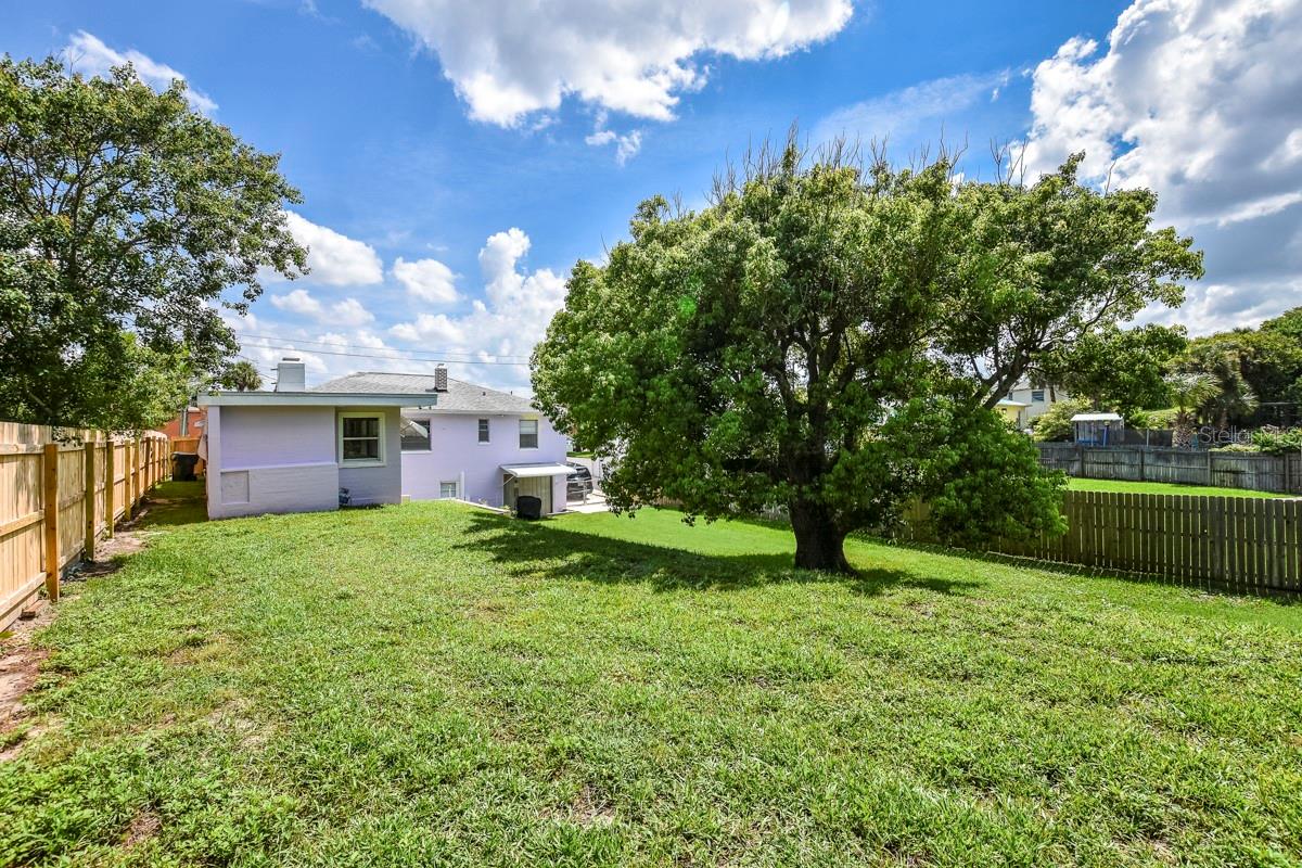 Pato Manor - Residential