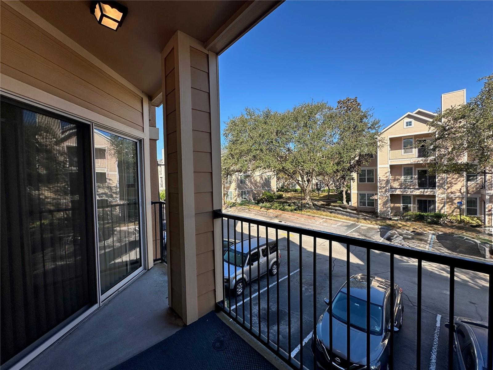 BORDEAUX - Residential Lease