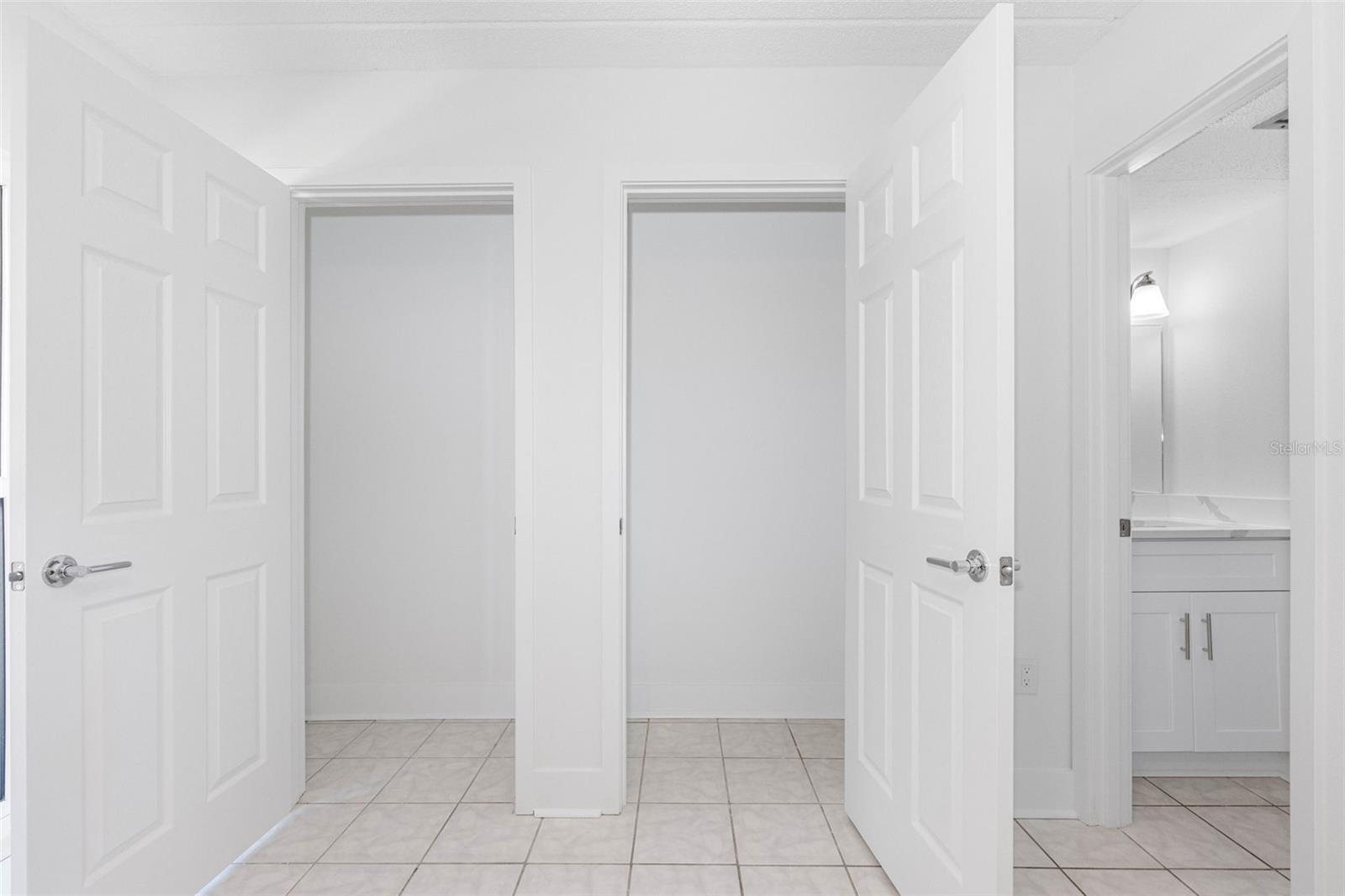 BOCA SHORES CONDOMINIUM - Residential