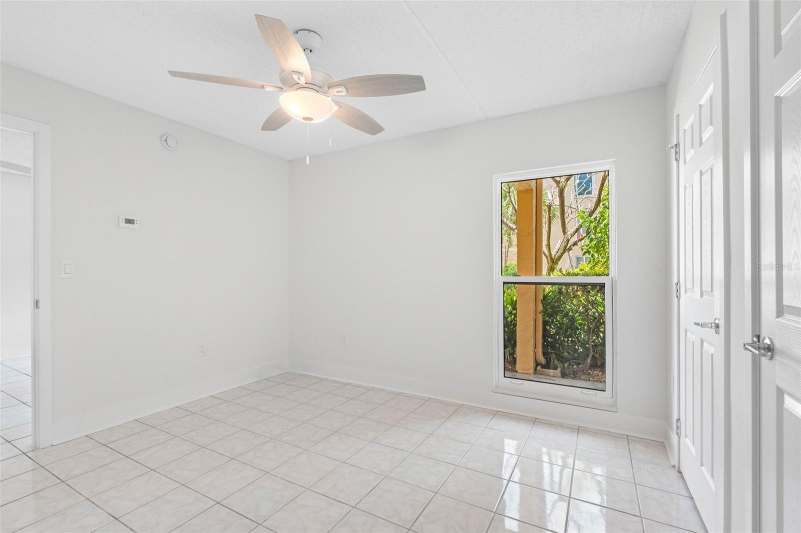 BOCA SHORES CONDOMINIUM - Residential