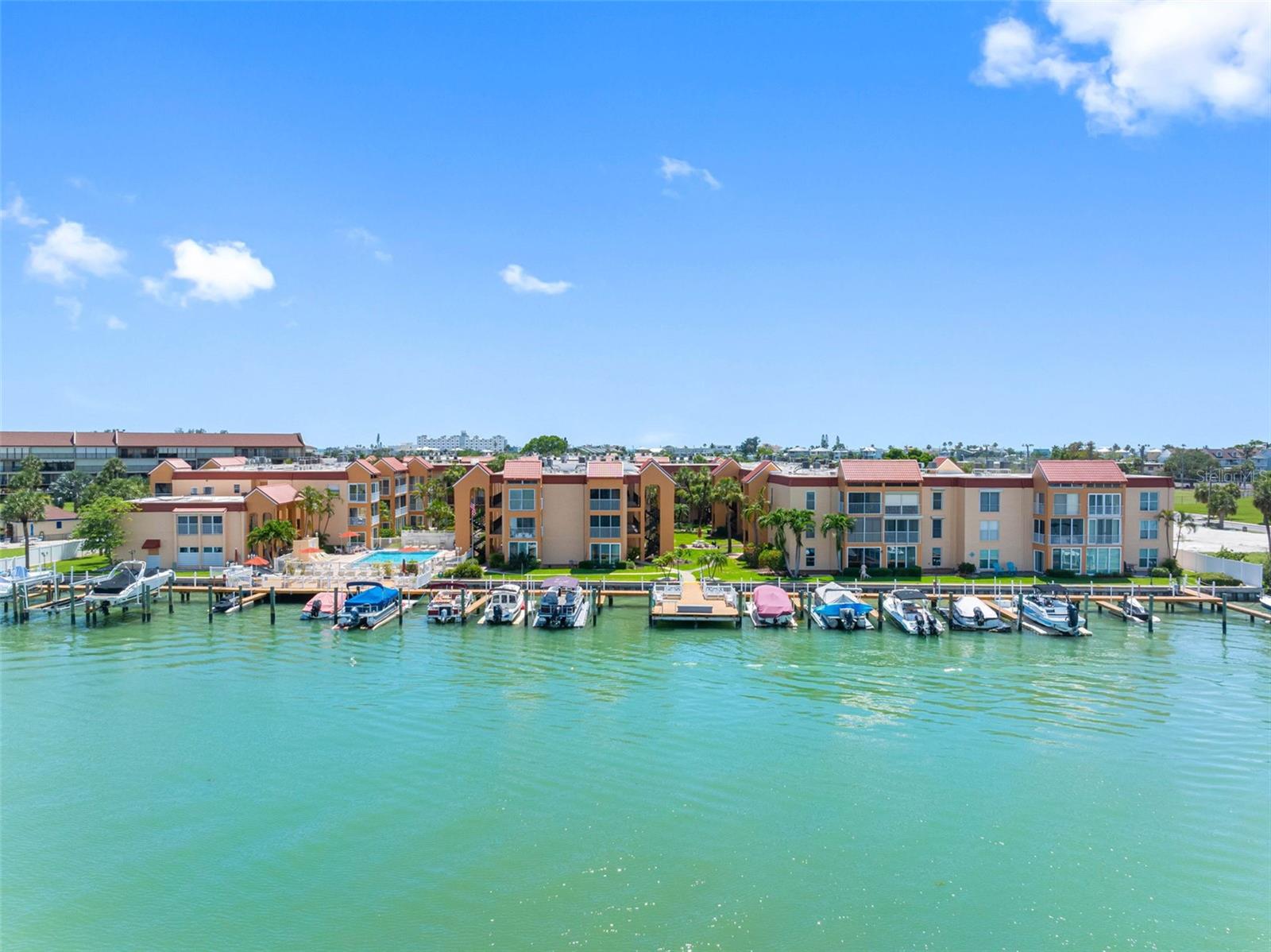 BOCA SHORES CONDOMINIUM - Residential
