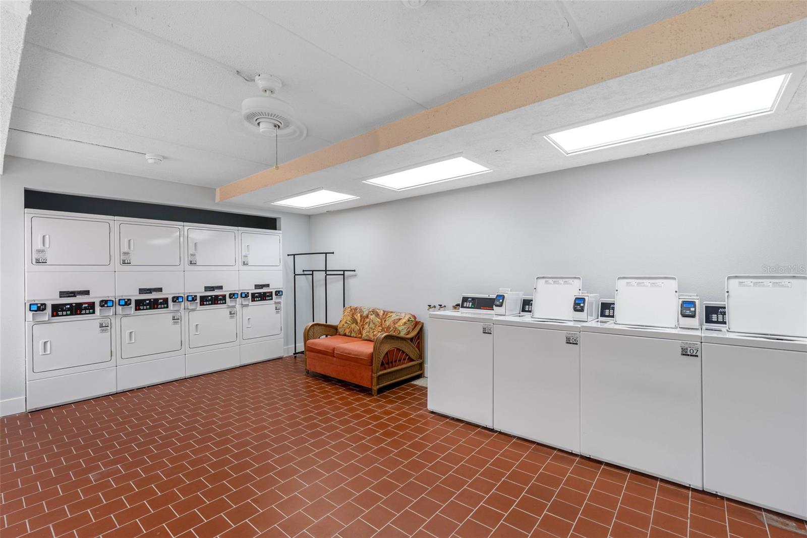 BOCA SHORES CONDOMINIUM - Residential