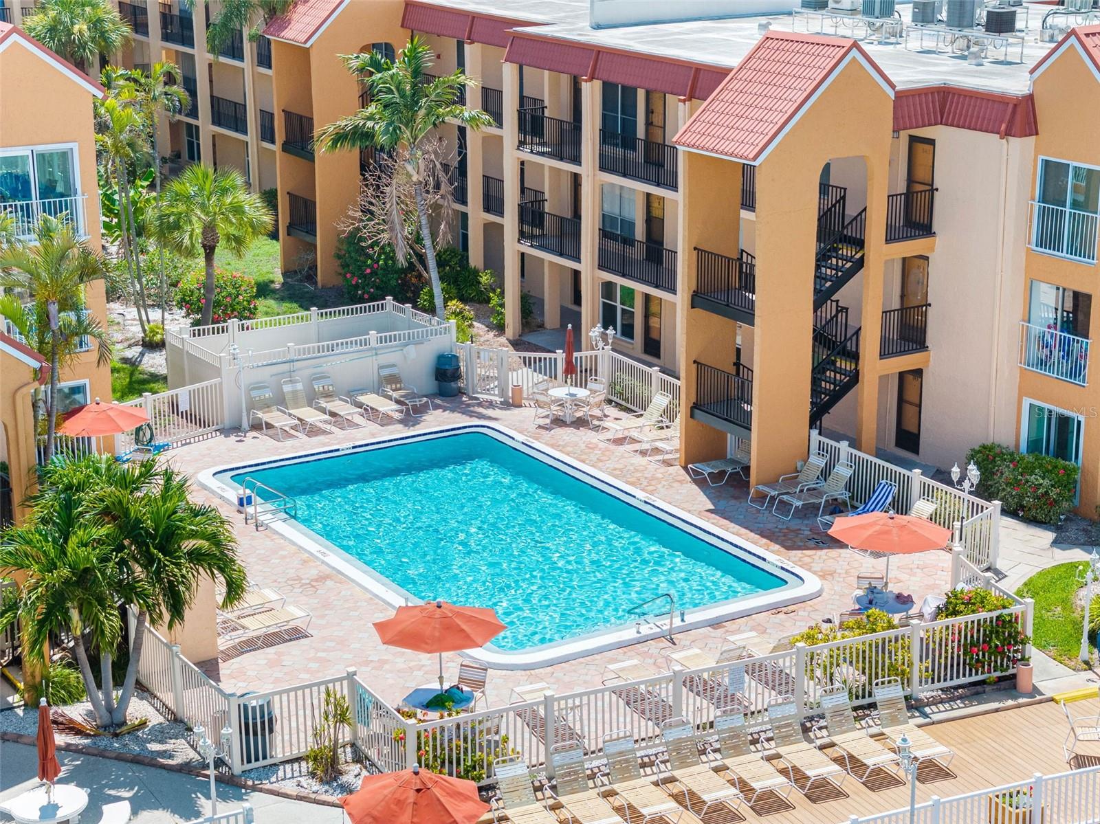 BOCA SHORES CONDOMINIUM - Residential