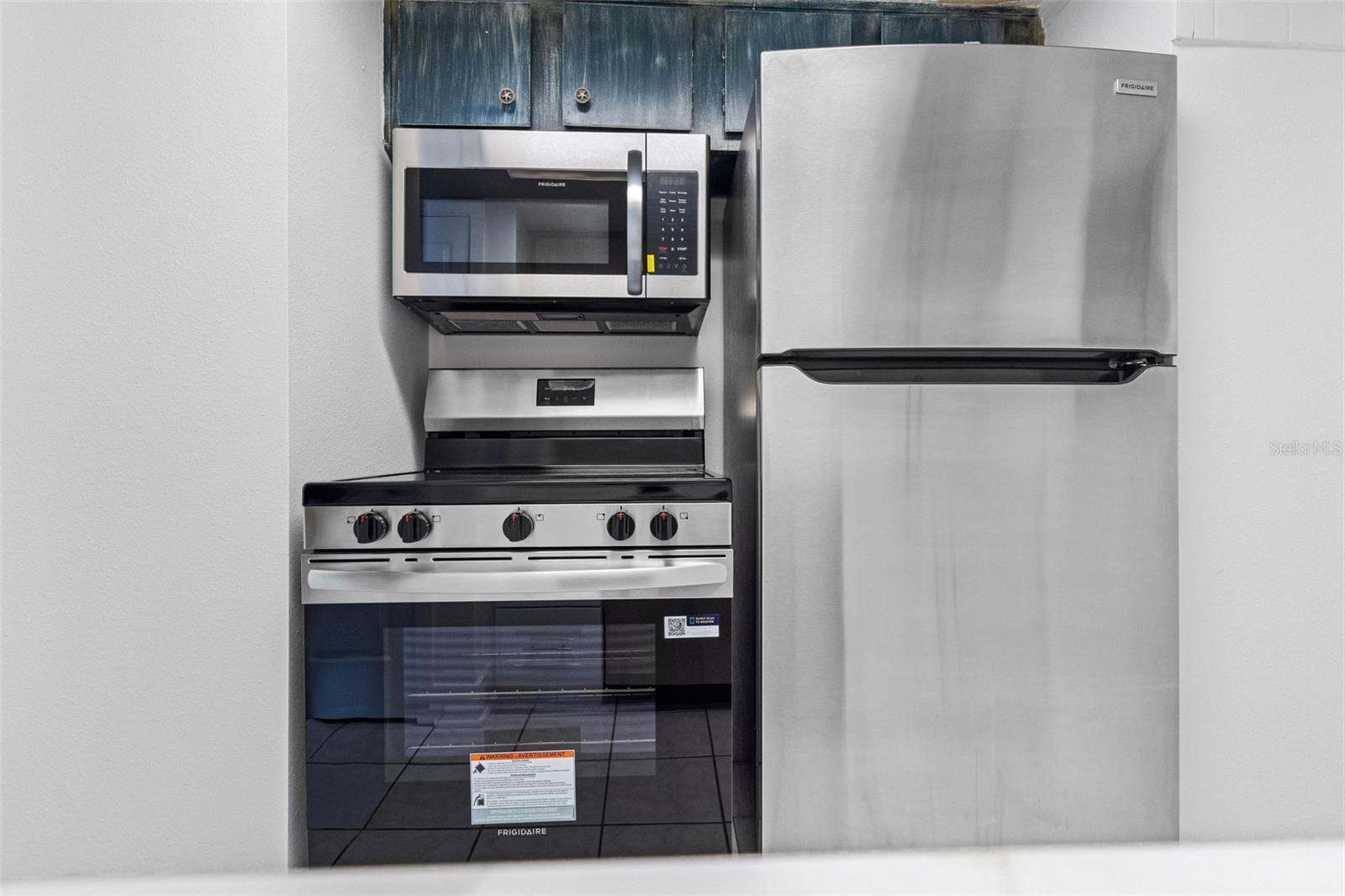 BOCA SHORES CONDOMINIUM - Residential