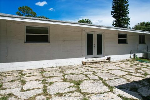 A home in CASSELBERRY