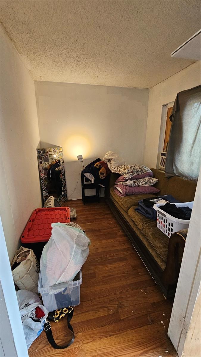 HIGH POINT - Residential