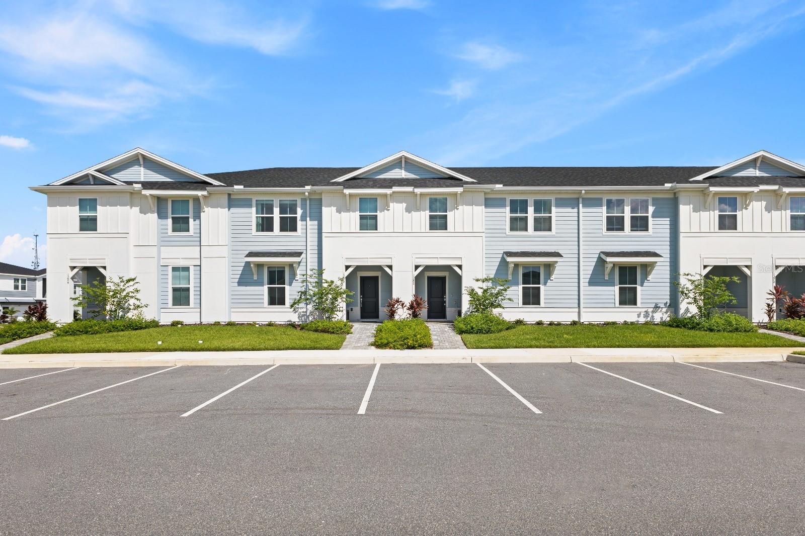 WINDSOR CAY PHASE 1 - Residential