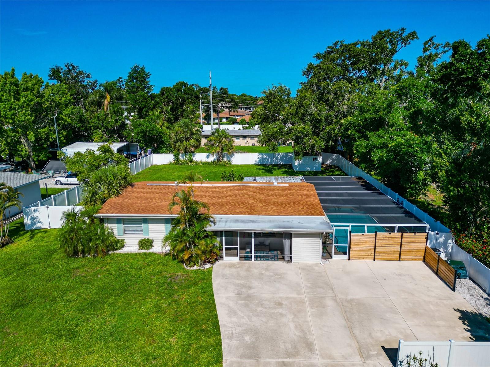 CLARK LAKES SUB - Residential