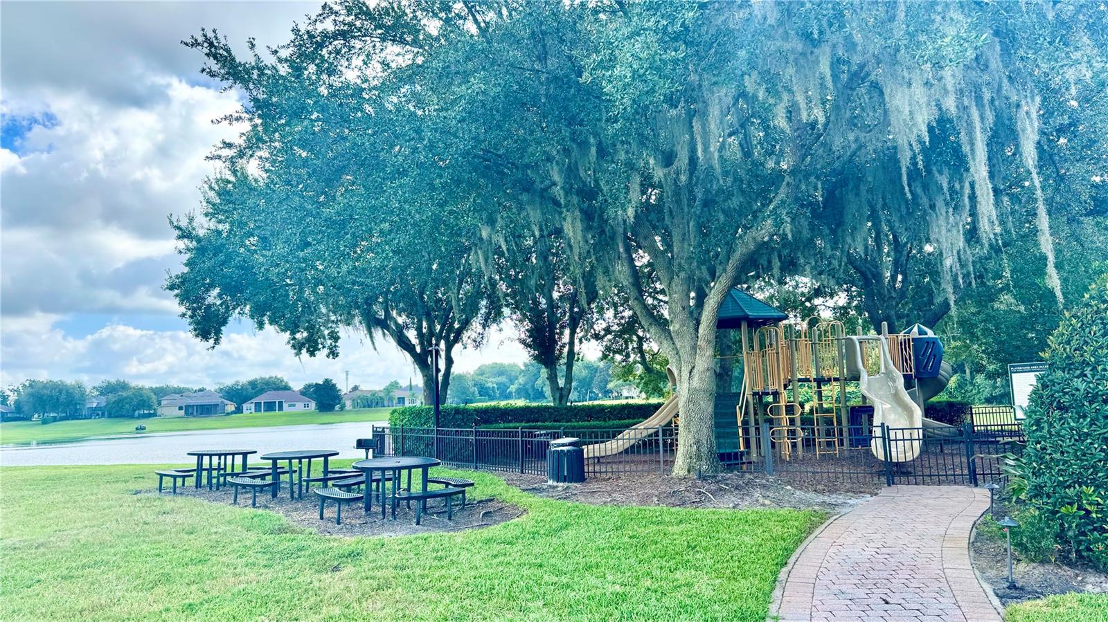 BUCKINGHAM ESTATES PH 3 & 4 - Residential