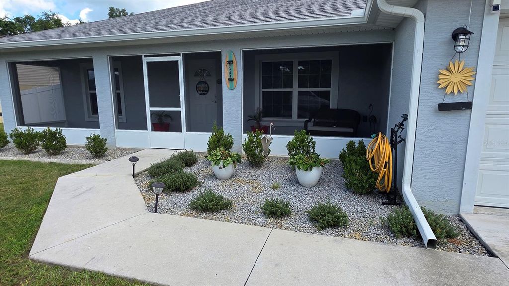 Photo of 9343 SE 152nd Place, Summerfield, FL 34491 (MLS # OM706494)