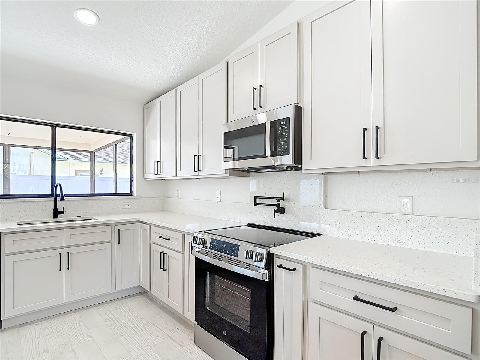 HEATHER PH VI - Residential