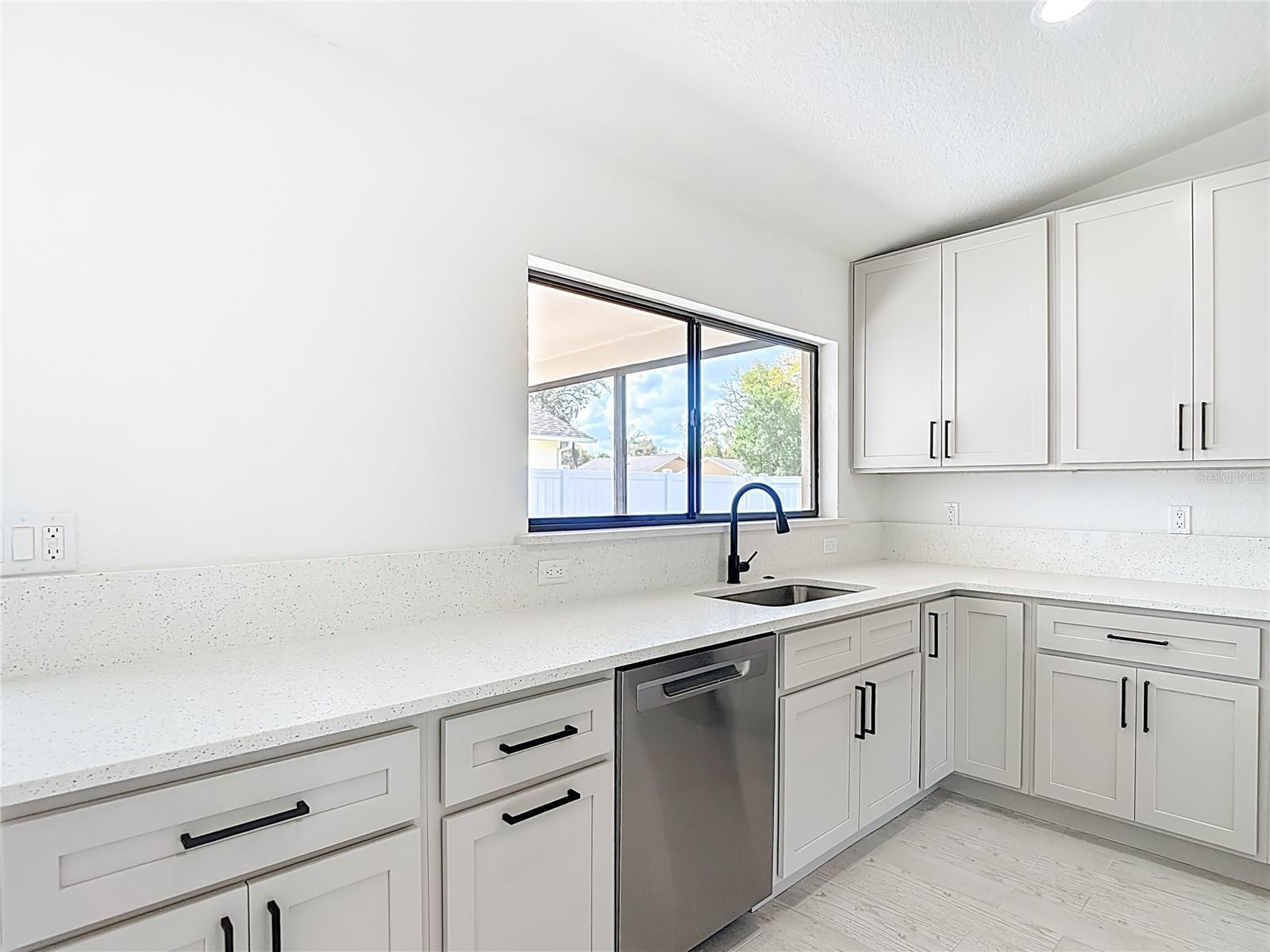 HEATHER PH VI - Residential