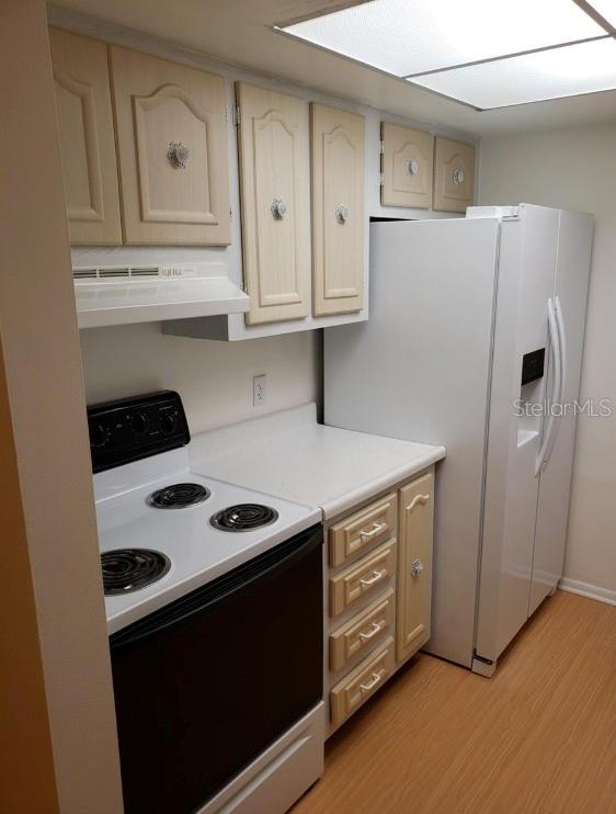 SANDLEWOOD CONDO - Residential