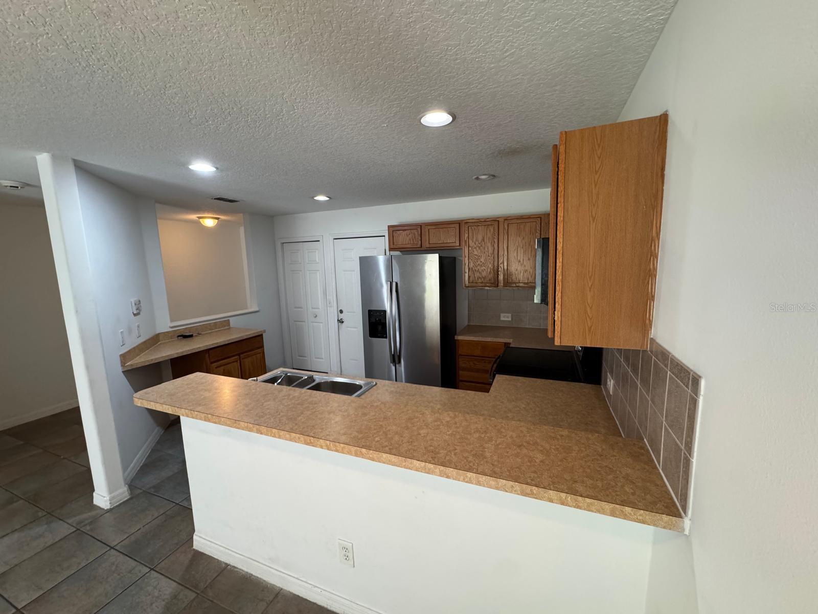 561 CRESTING OAK CIRCLE 86