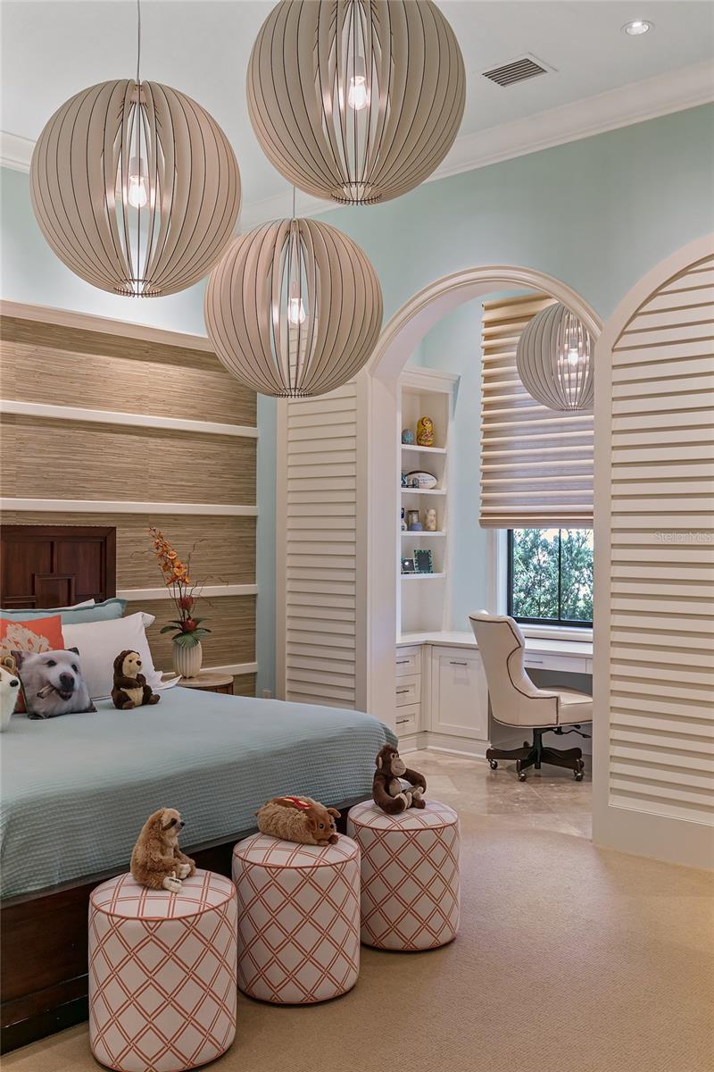 KEENES POINTE - Residential