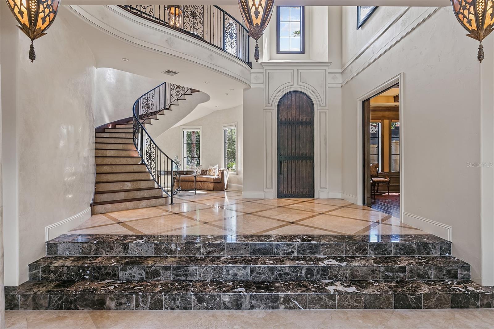 KEENES POINTE - Residential