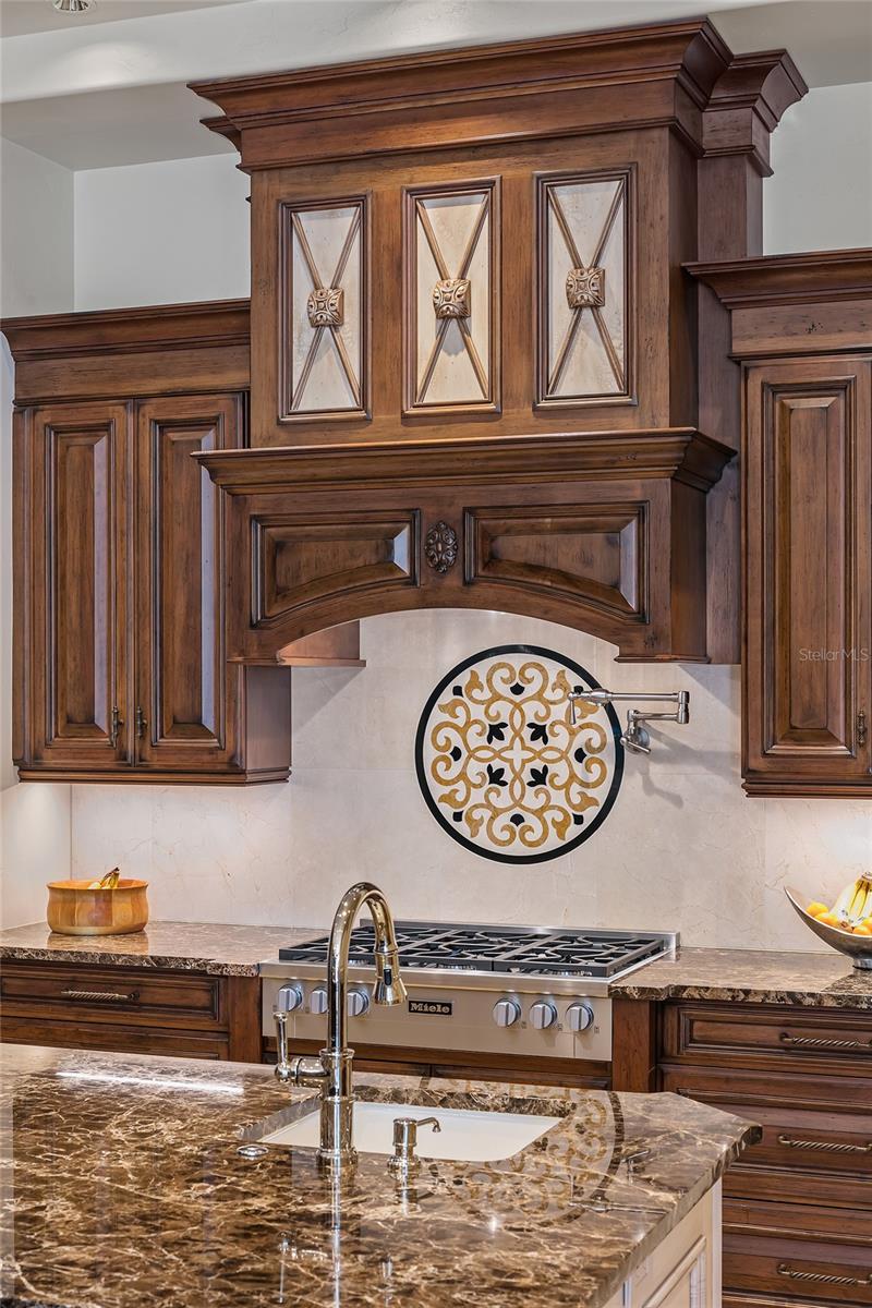 KEENES POINTE - Residential