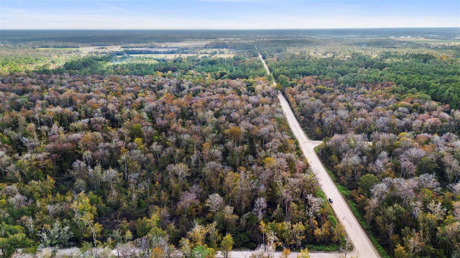 DAYTONA NORTH SUB - Land