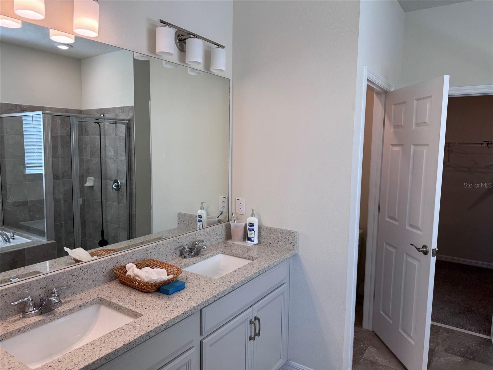 RESERVE/PRADERA PH 2 - Residential Lease