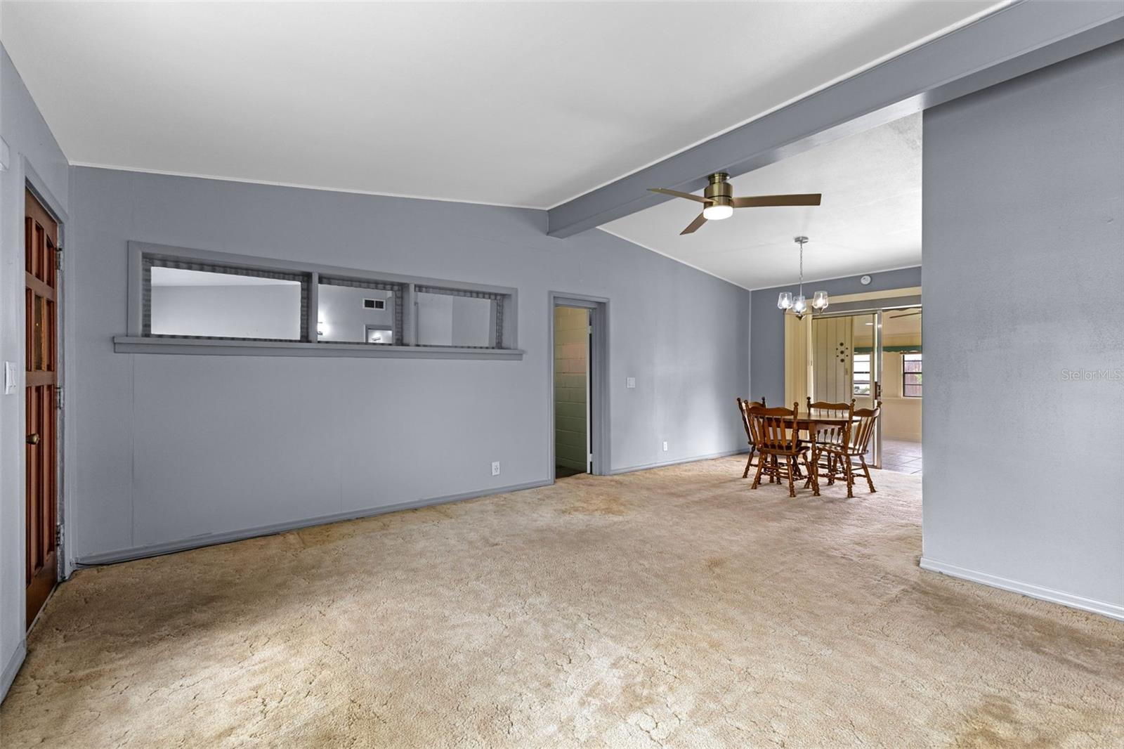 110 N SUNLAND DRIVE