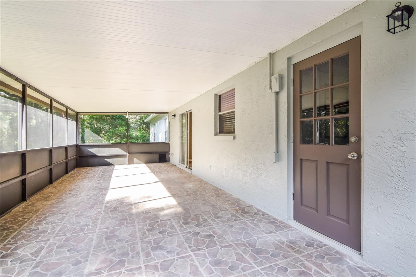 SUNNINGDALE - Residential Lease