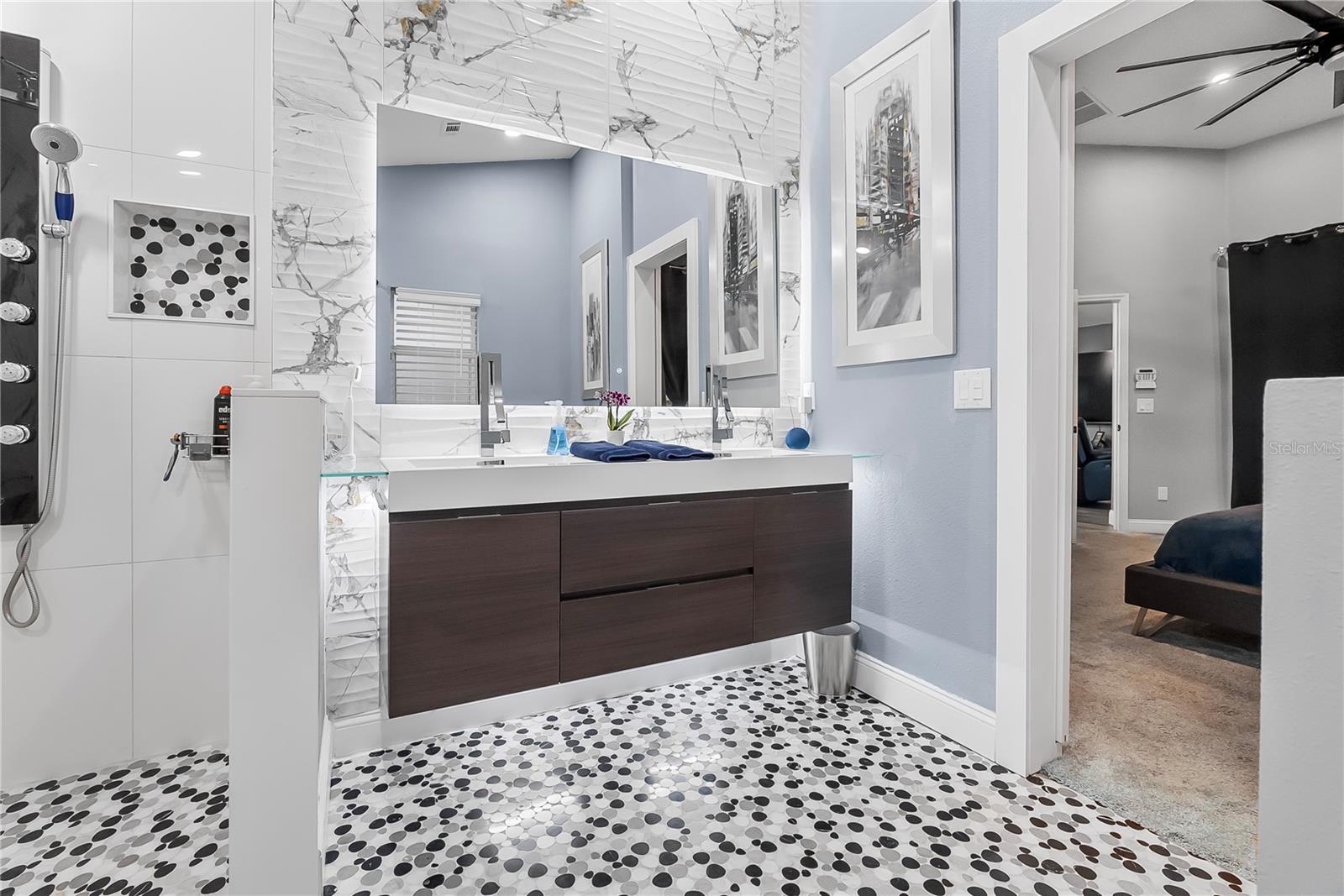 MOSS PARK LNDGS A C E F G H I & - Residential