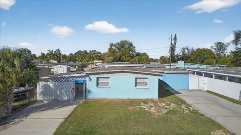 7618 LAVENDER LANE TAMPA FL 33619