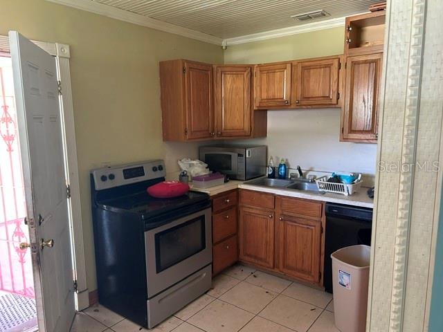 1504 STEVENSONS DRIVE
