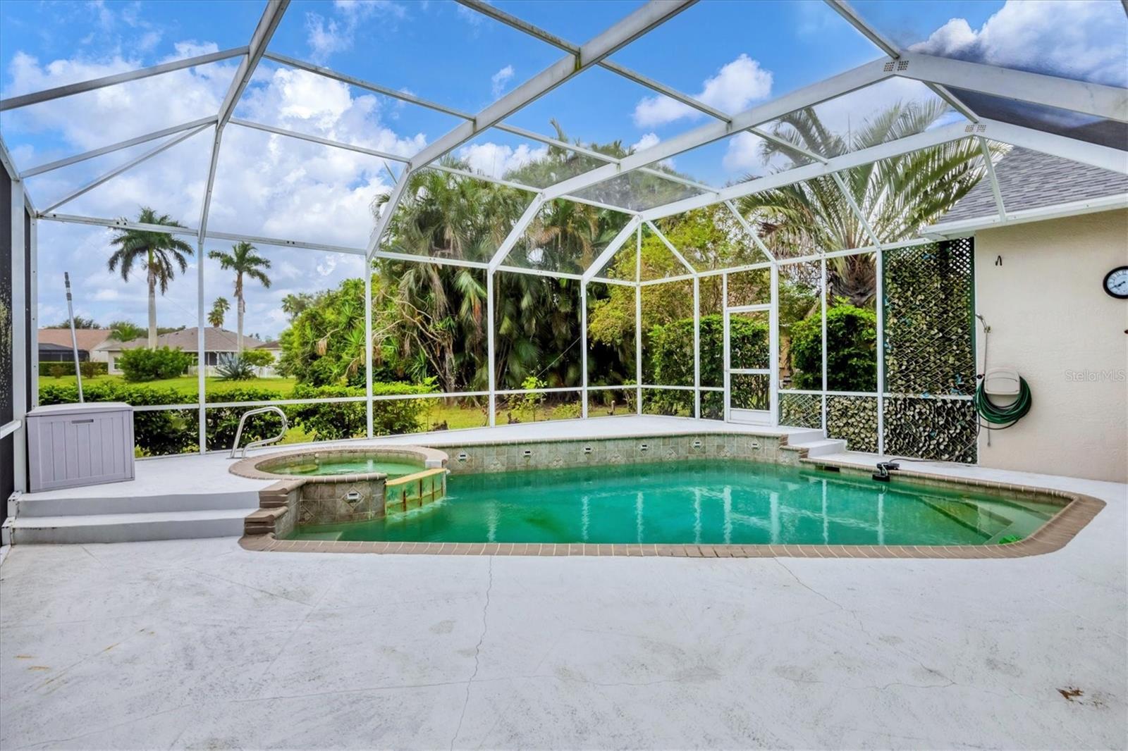 CREEKWOOD PH ONE SUBPHASE I UNIT A4B4 - Residential