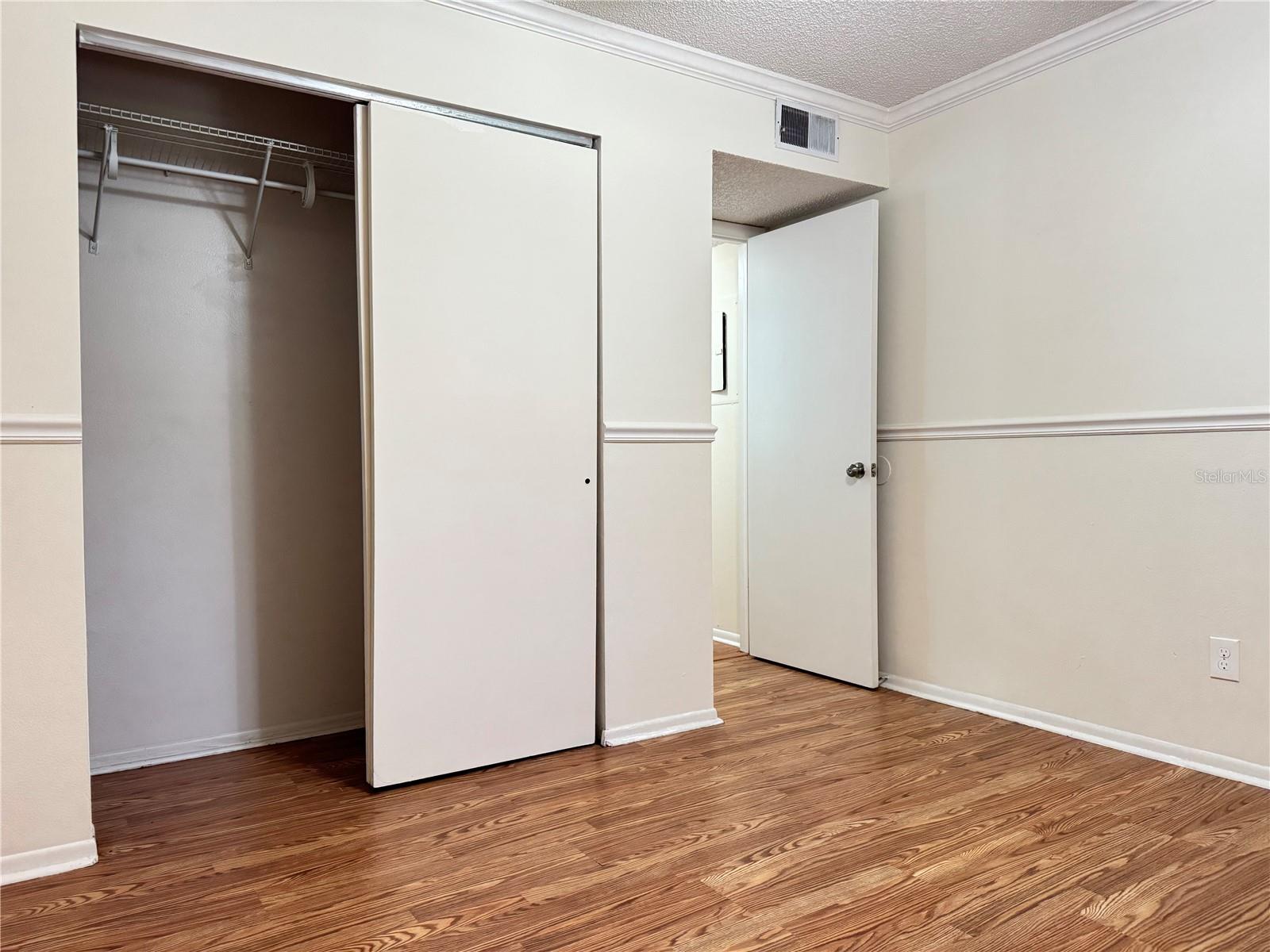 NORTH OAKS CONDO - Residential