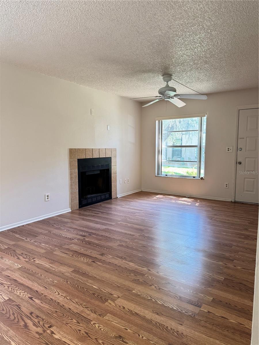 NORTH OAKS CONDO - Residential