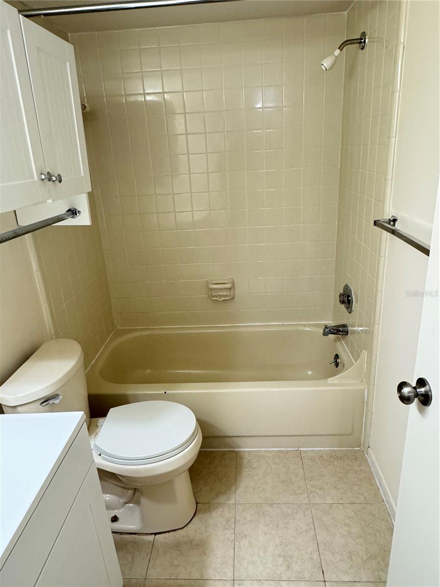 NORTH OAKS CONDO - Residential