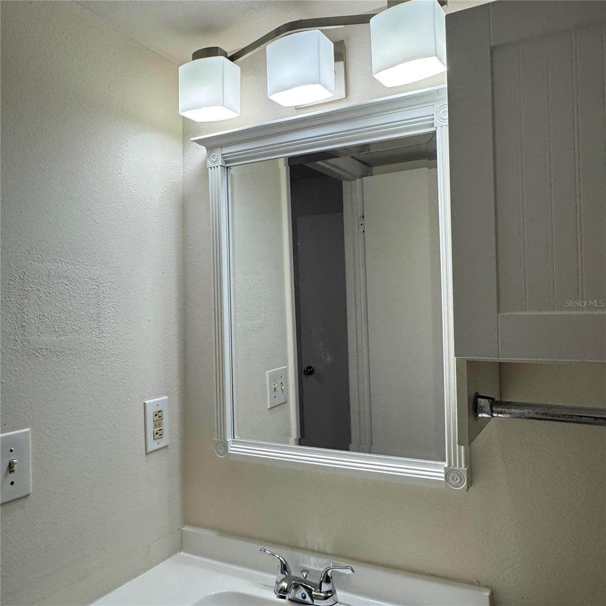 NORTH OAKS CONDO - Residential