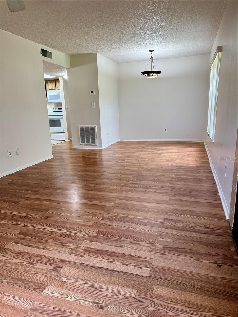 NORTH OAKS CONDO - Residential