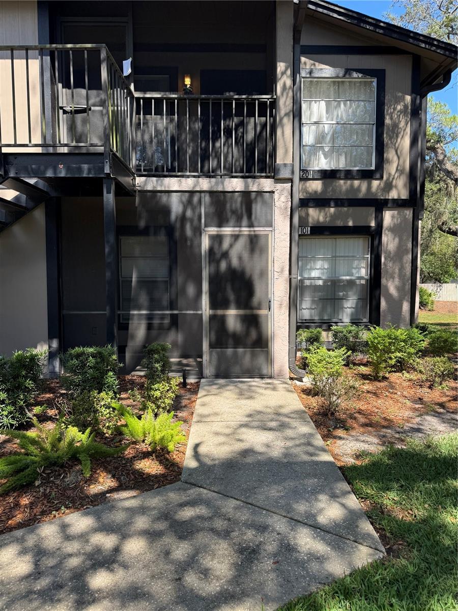 NORTH OAKS CONDO - Residential